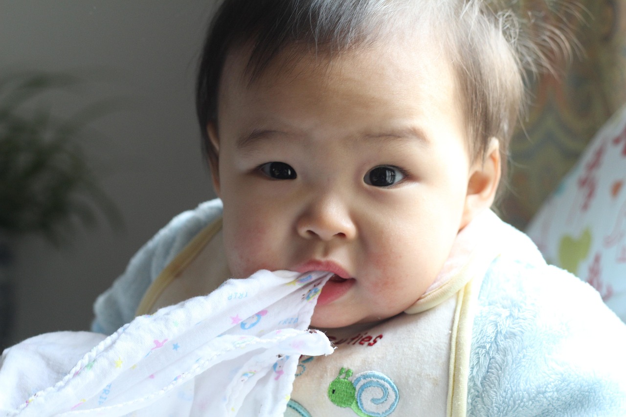 怎么给NF宝贝(国际)生殖的婴儿滴眼药水（怎么给NF宝贝(国际)生殖的婴儿滴眼药水妙招）